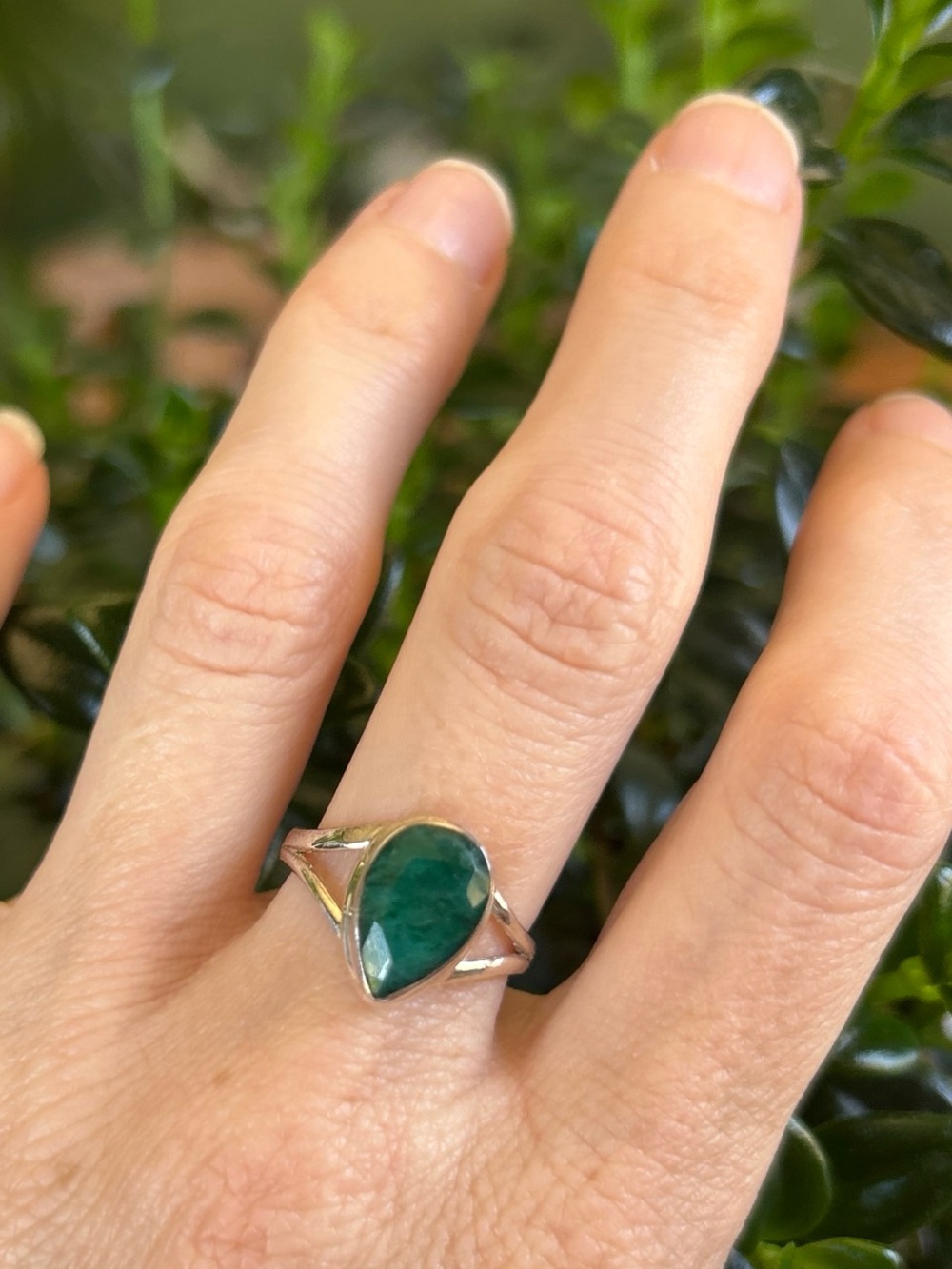 Sterling Silver and Genuine Teardrop Emerald Gemstone Ring - Picture 2 of 7